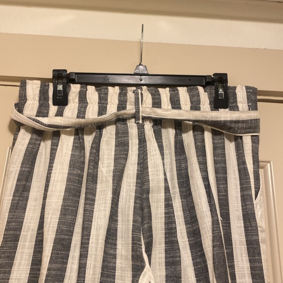 Stylish large linen/cotton striped pants! - Picture 4 of 5